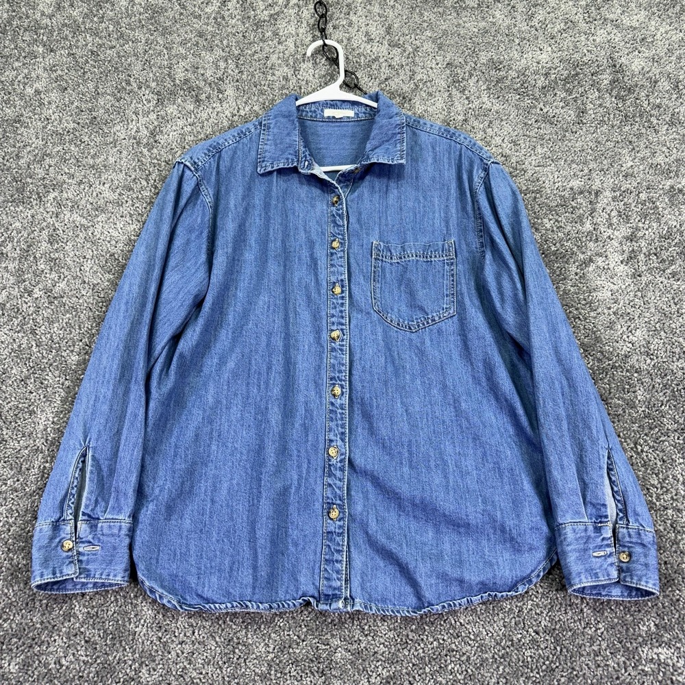 Maurices Shirt Womens Medium Blue Denim Button Up Long Sleeve Pocket Casual